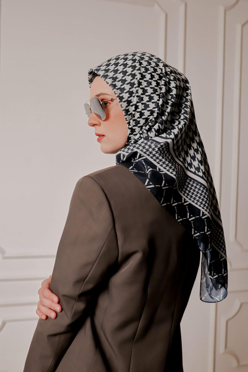 New Chafiye Scarf Black - Image 2