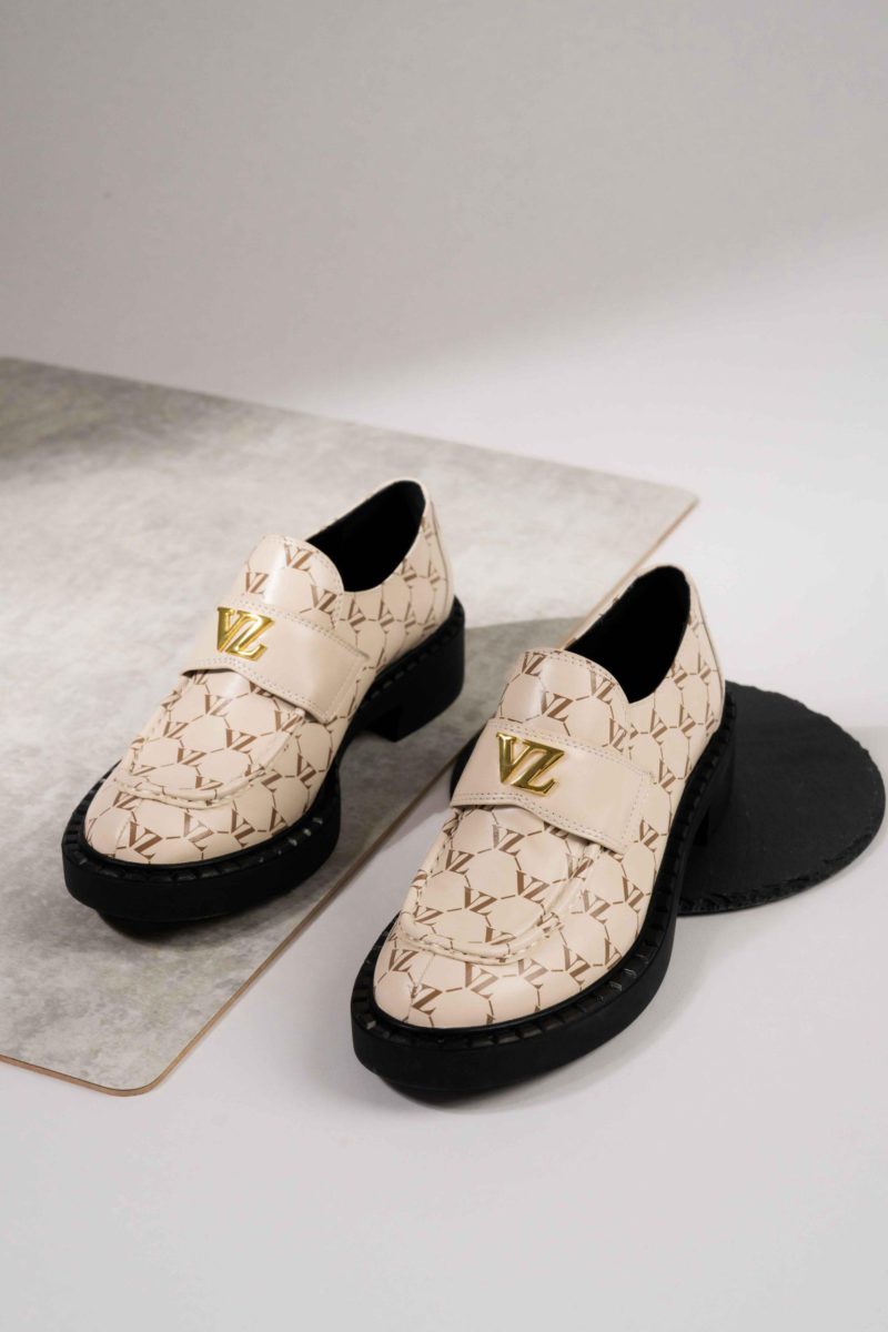 VZ Monogram Loafers Beige - Image 5