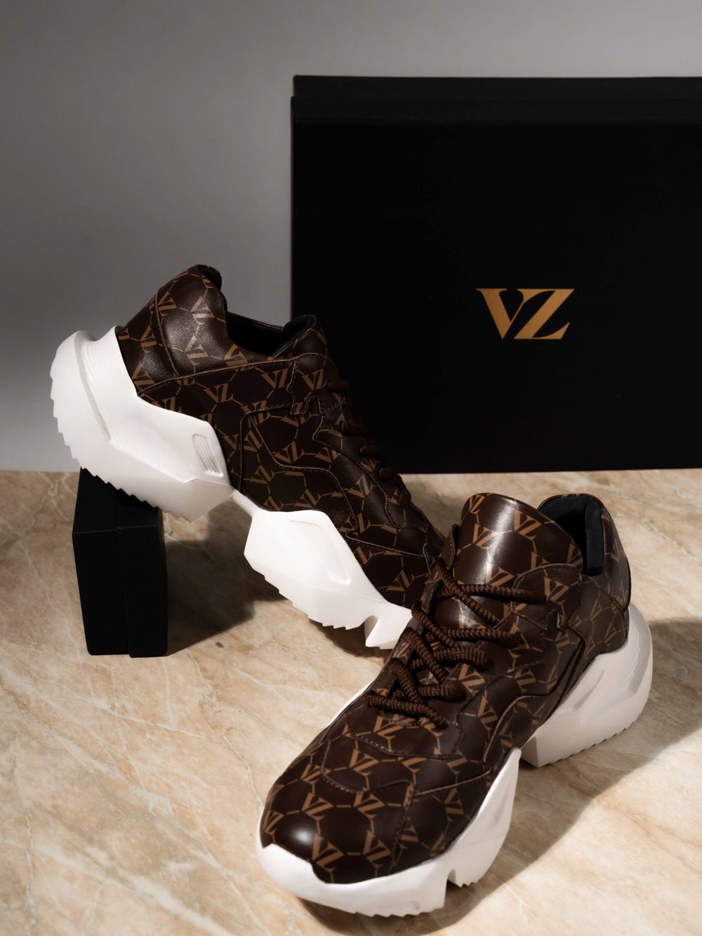 VZ Monogram Sneakers Brown