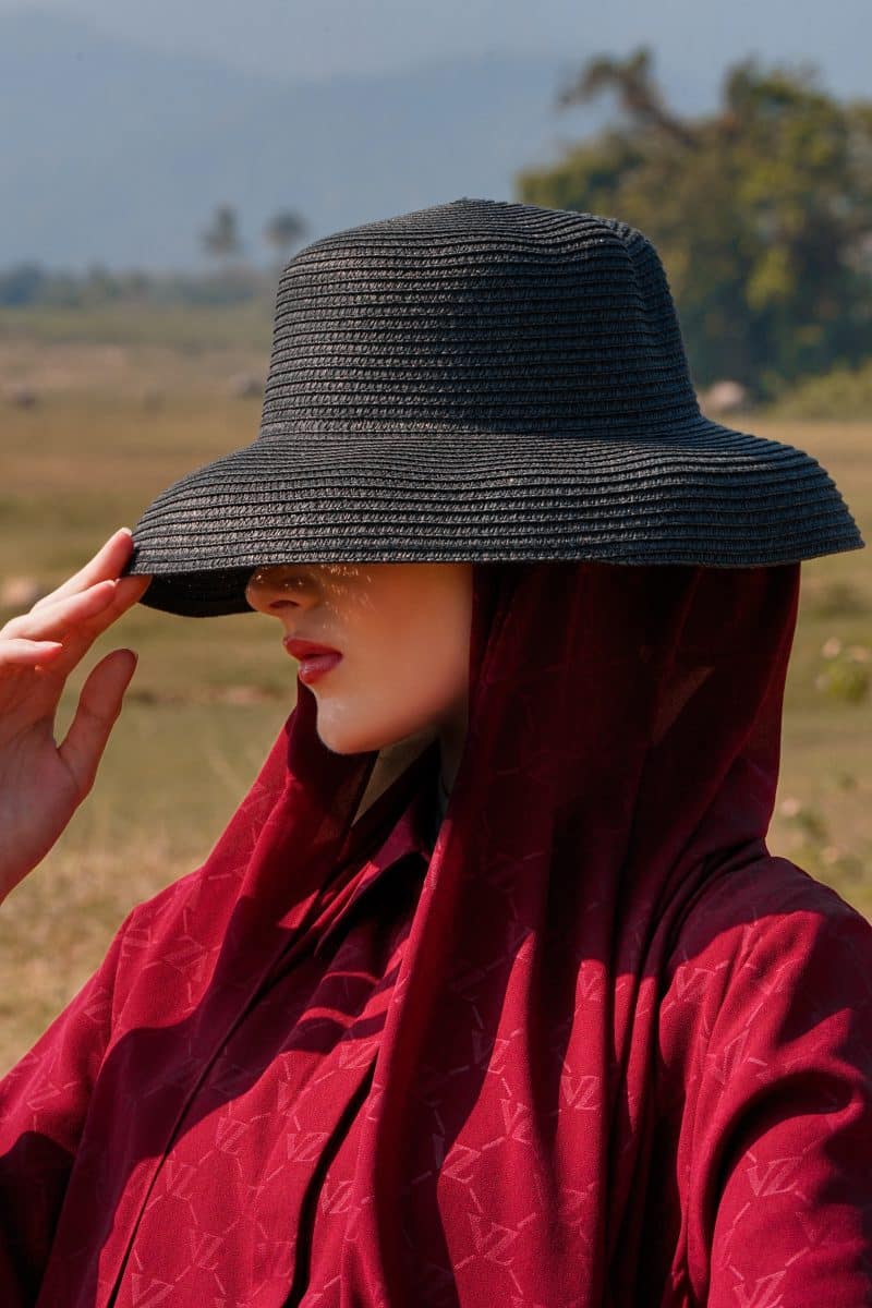 VZ Signature Embossed Pashmina - Burgundy - Image 5