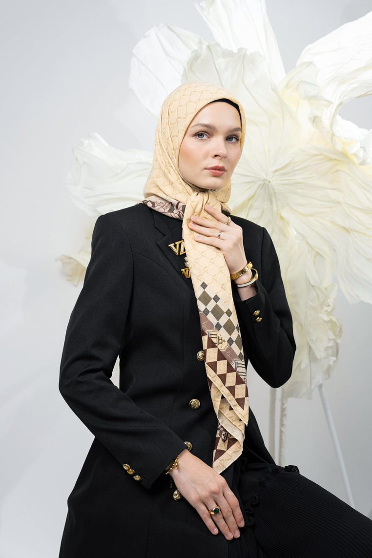 VZ Calliope Scarf - Creme Nude
