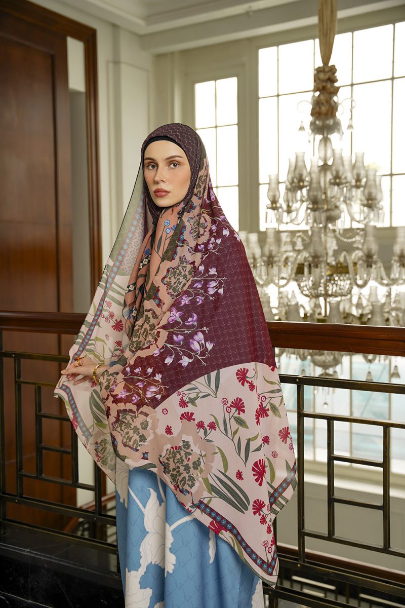 VZ Fiori Scarf - Brown - Image 2