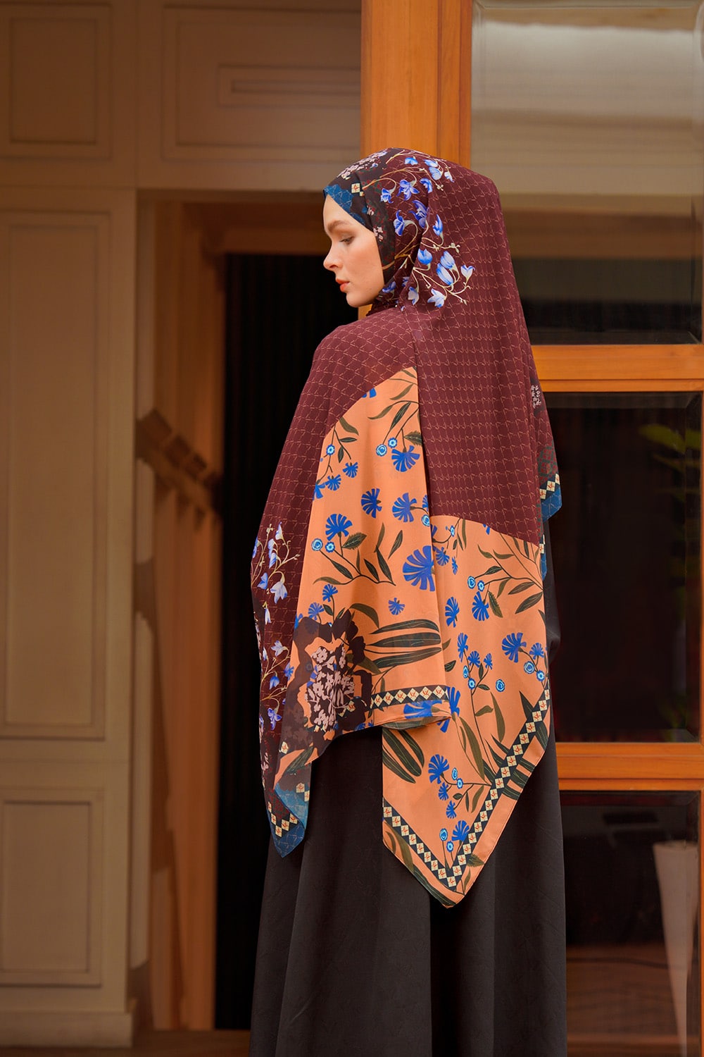 VZ Fiori Pashmina - Brown - Image 9
