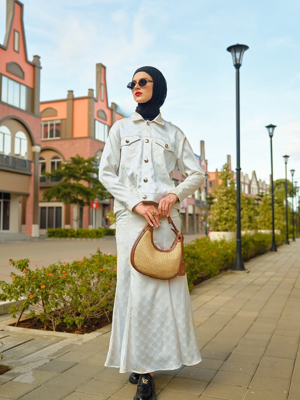 VZ Neoma Set - Broken White