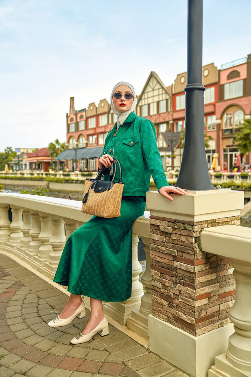 VZ Neoma Set - Emerald - Image 5
