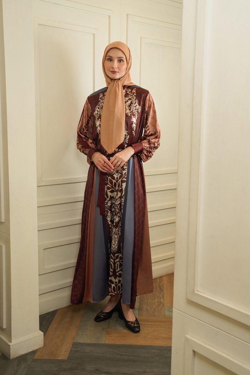 VZ Eminence Dress - Dark Maroon