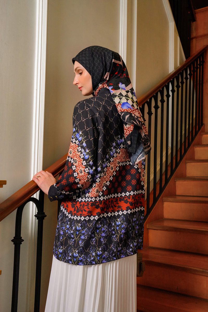 VZ Marra Top - Black - Image 2