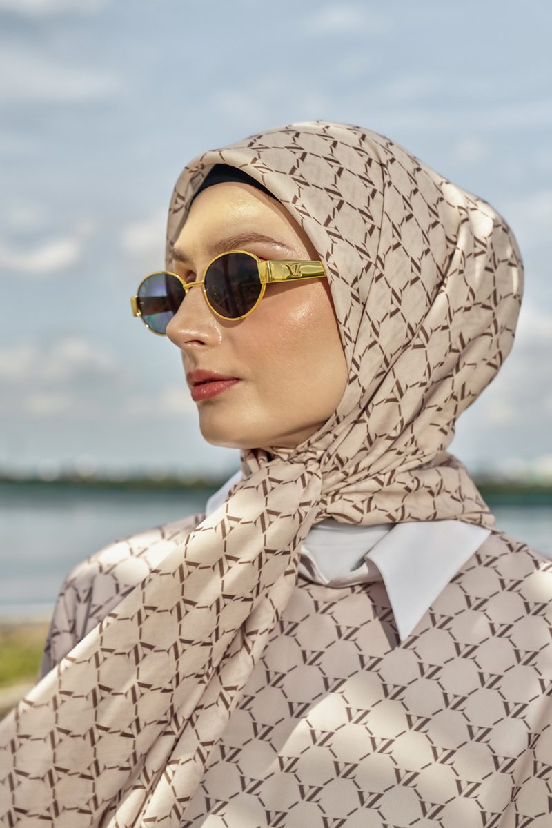 VZ Vivere Scarf - Seed Pearl - Image 3