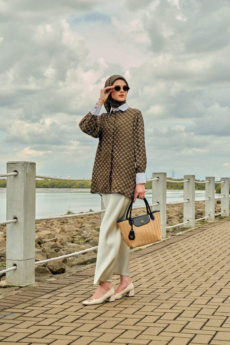VZ Vivere Top - Moss Green