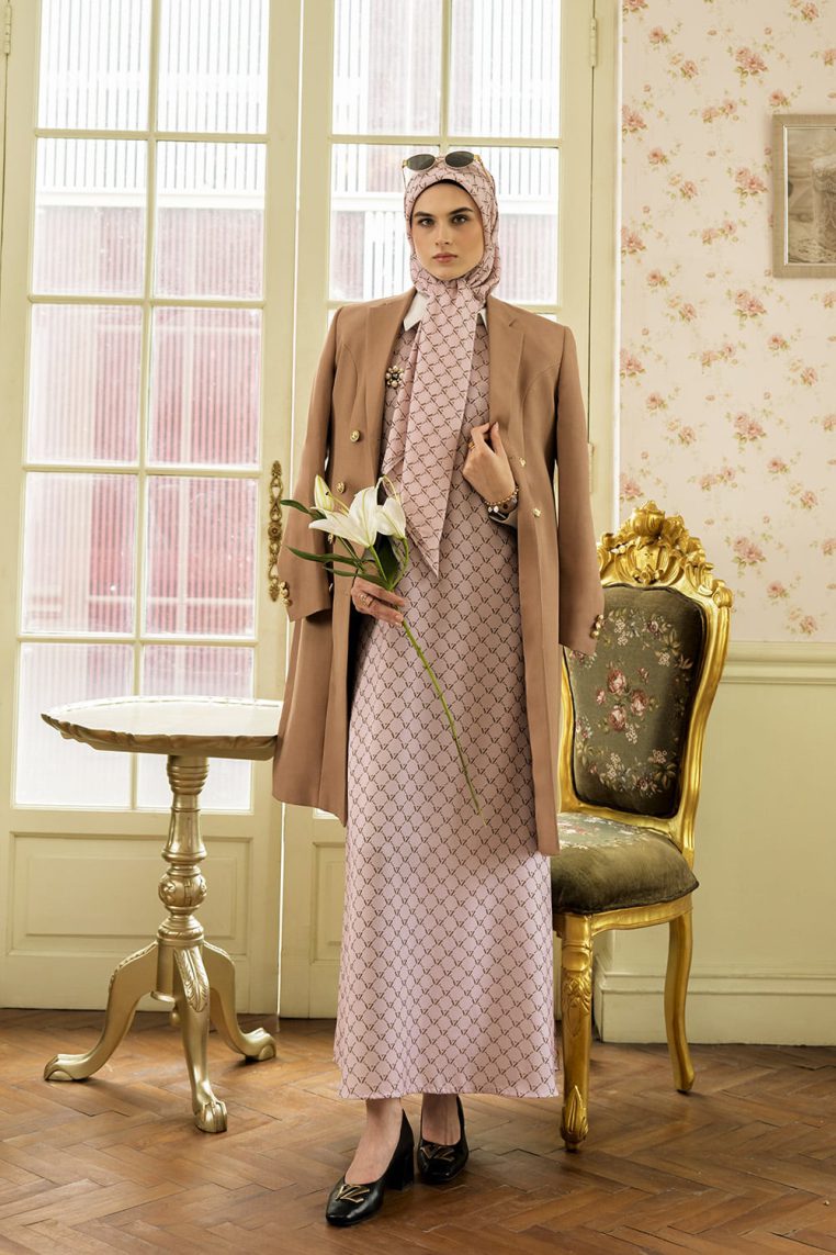 VZ Vivere Dress - Pastel Pink