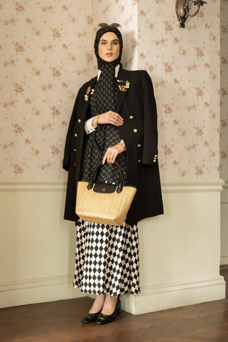 VZ Vivere Top - Black - Image 4