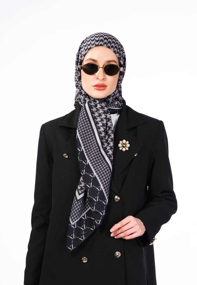 VZ Rufayya Scarf - Black