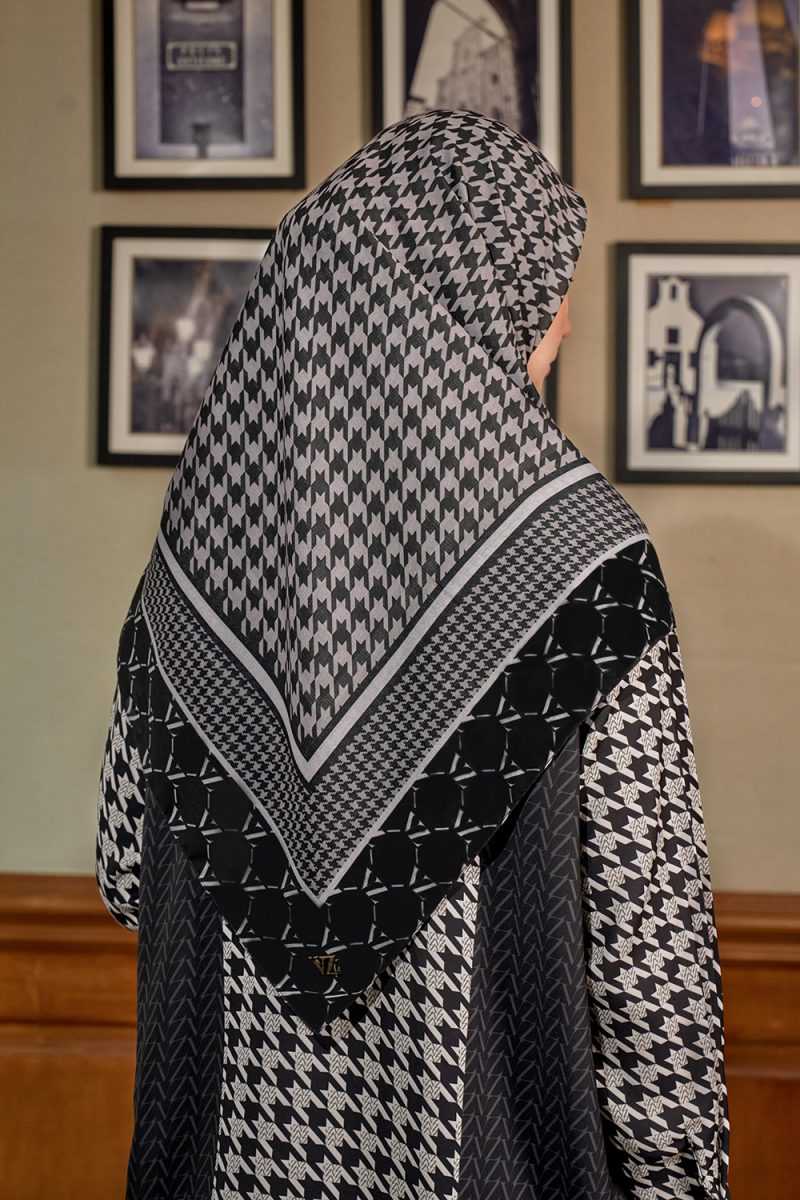 VZ Rufayya Scarf - Black - Image 2