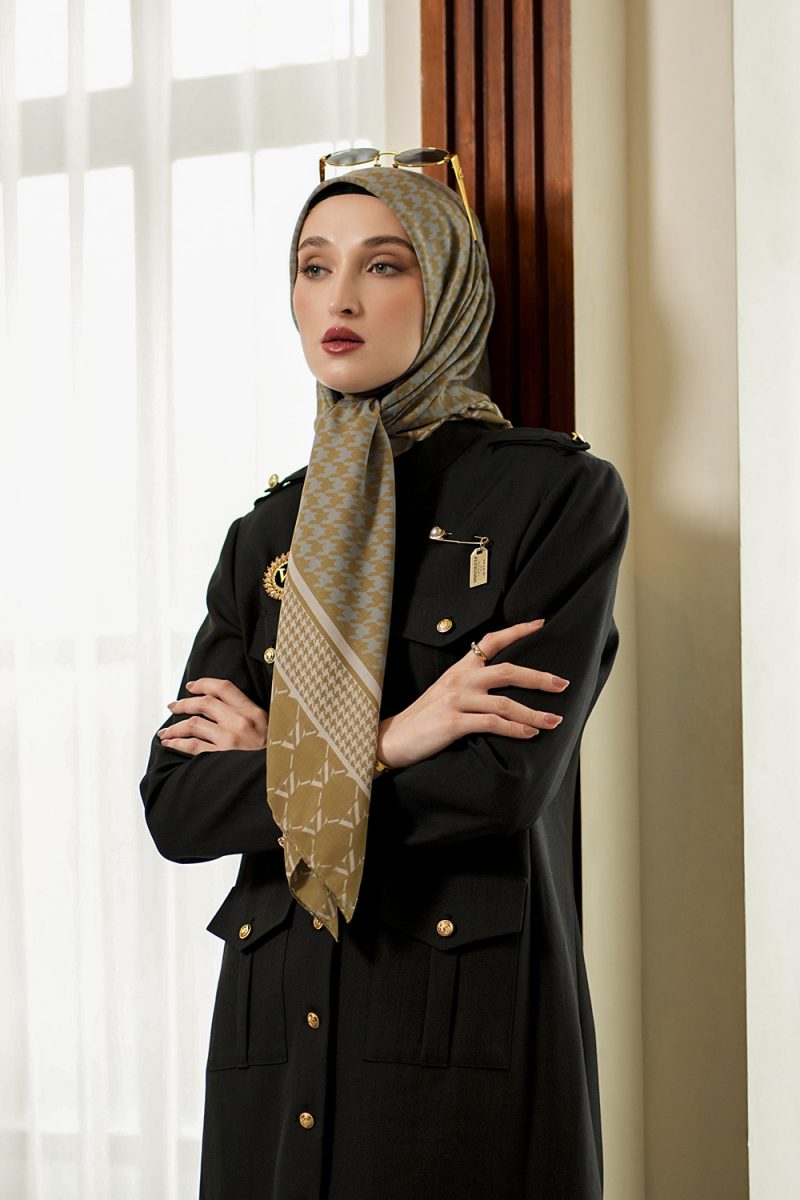 VZ Rufayya Scarf - Olive - Image 6