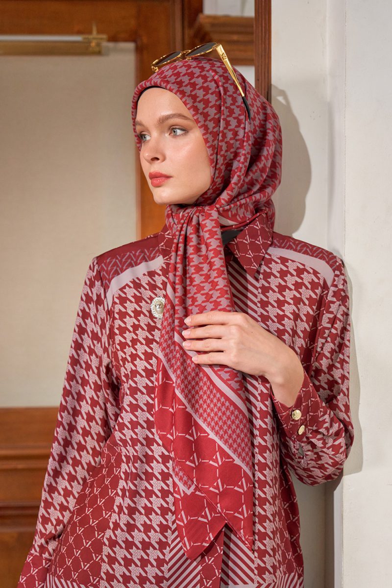 VZ Rufayya Scarf - Deep Maroon