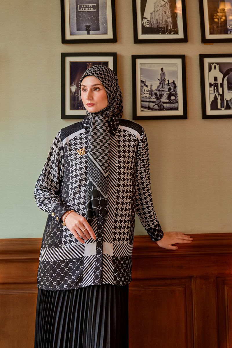 VZ Rufayya Top - Black - Image 5