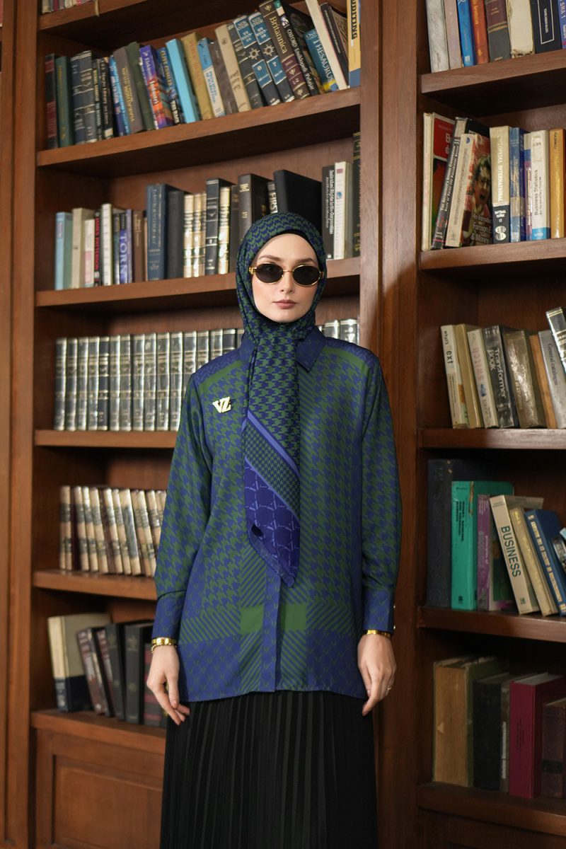 VZ Rufayya Top - Cosmic Blue