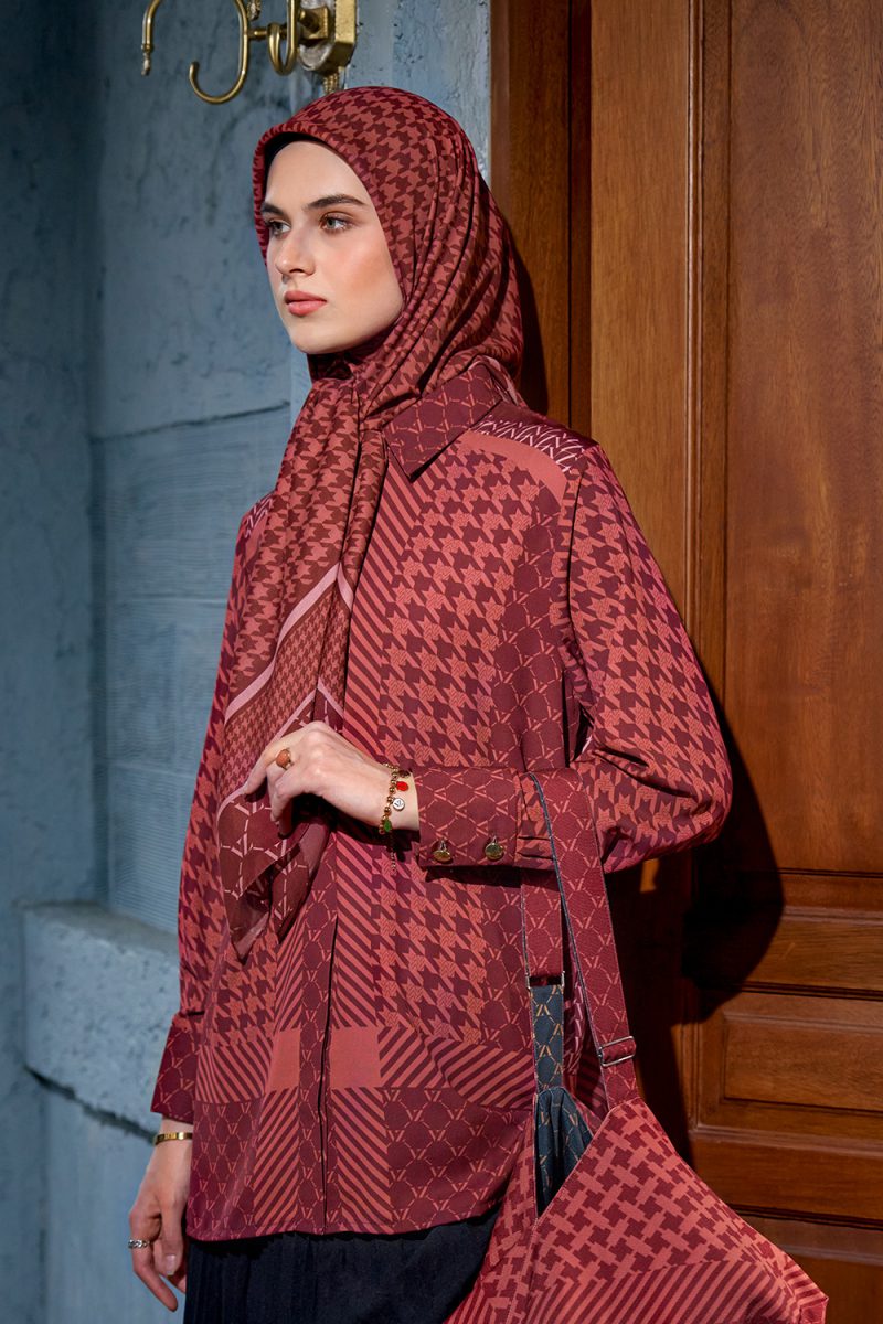 VZ Rufayya Top - Marlot - Image 2