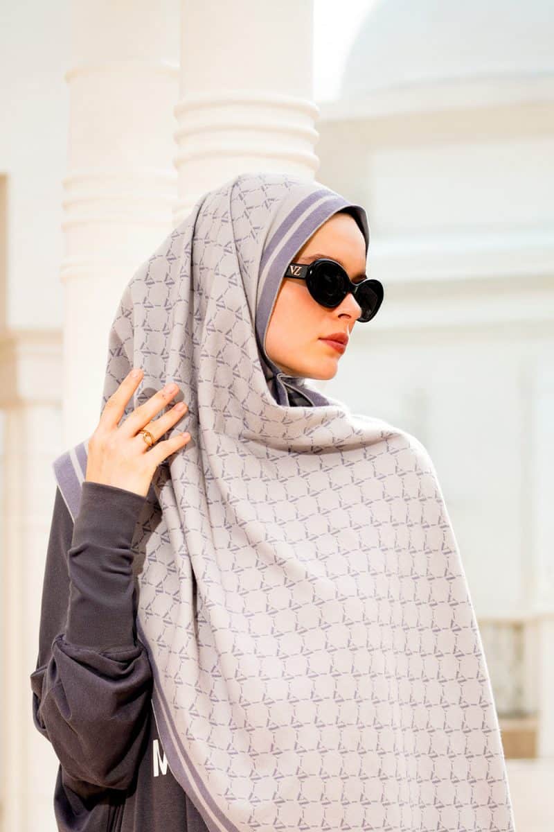 VZ Monogram Long Shawl - Frost Grey