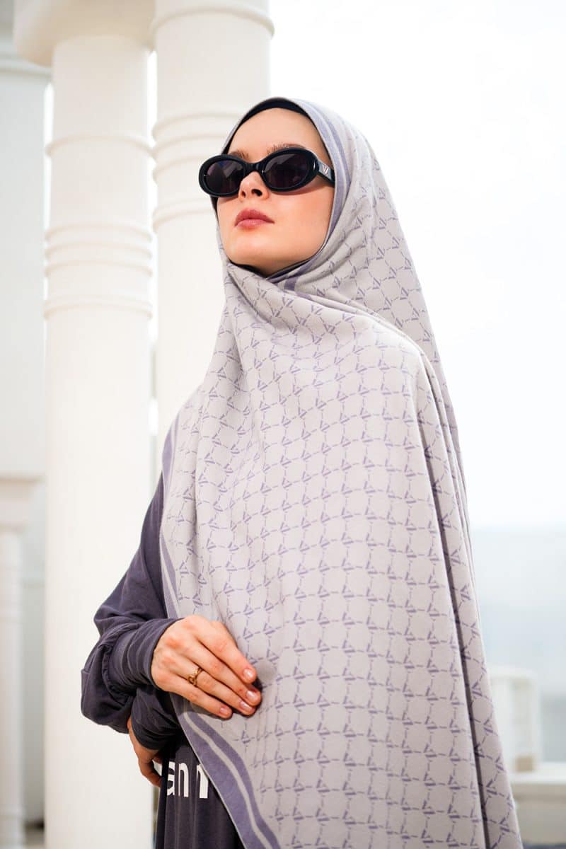 VZ Monogram Long Shawl - Frost Grey - Image 3
