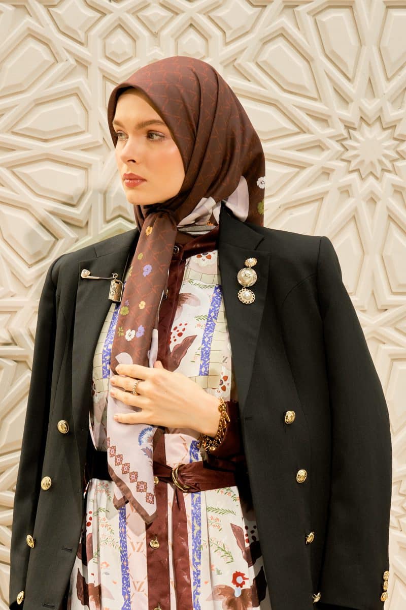 VZ Seralya Scarf - Choco Truffle - Image 5