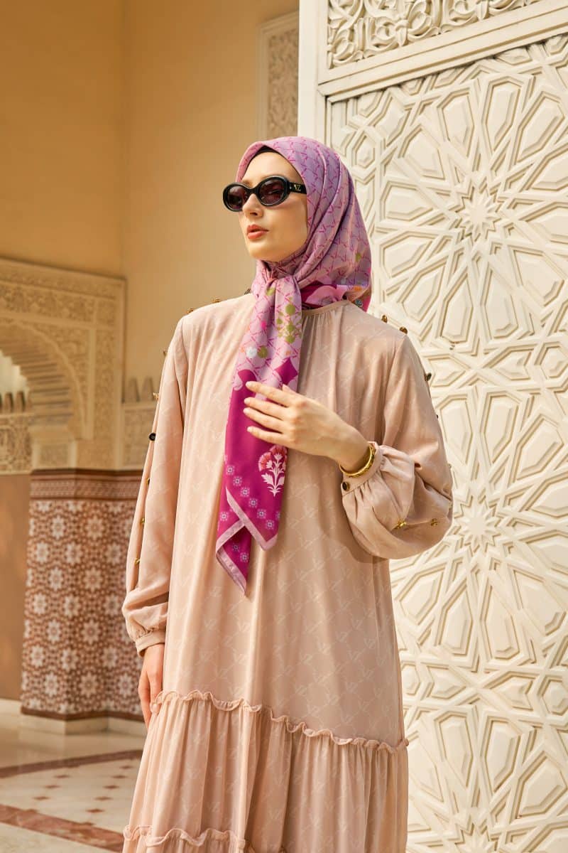 VZ Seralya Scarf - Magenta Haze - Image 6