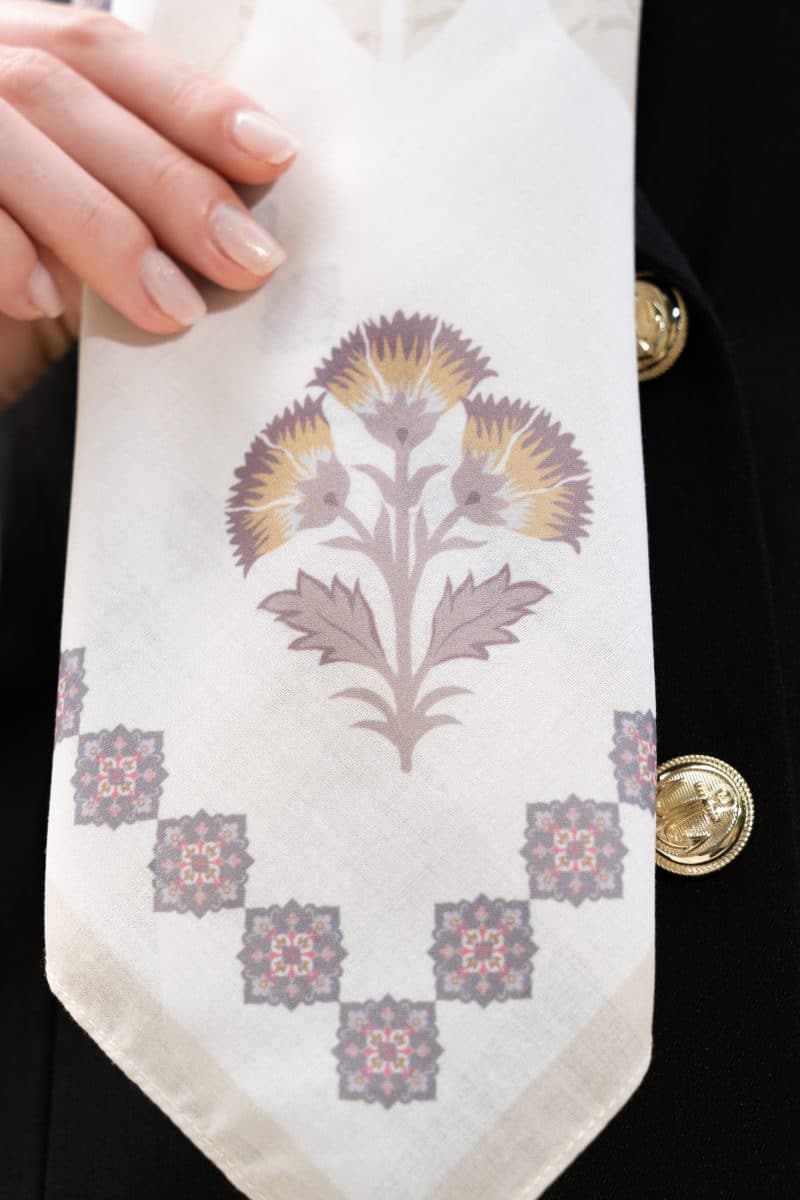 VZ Seralya Scarf - Cream Cheese - Image 2