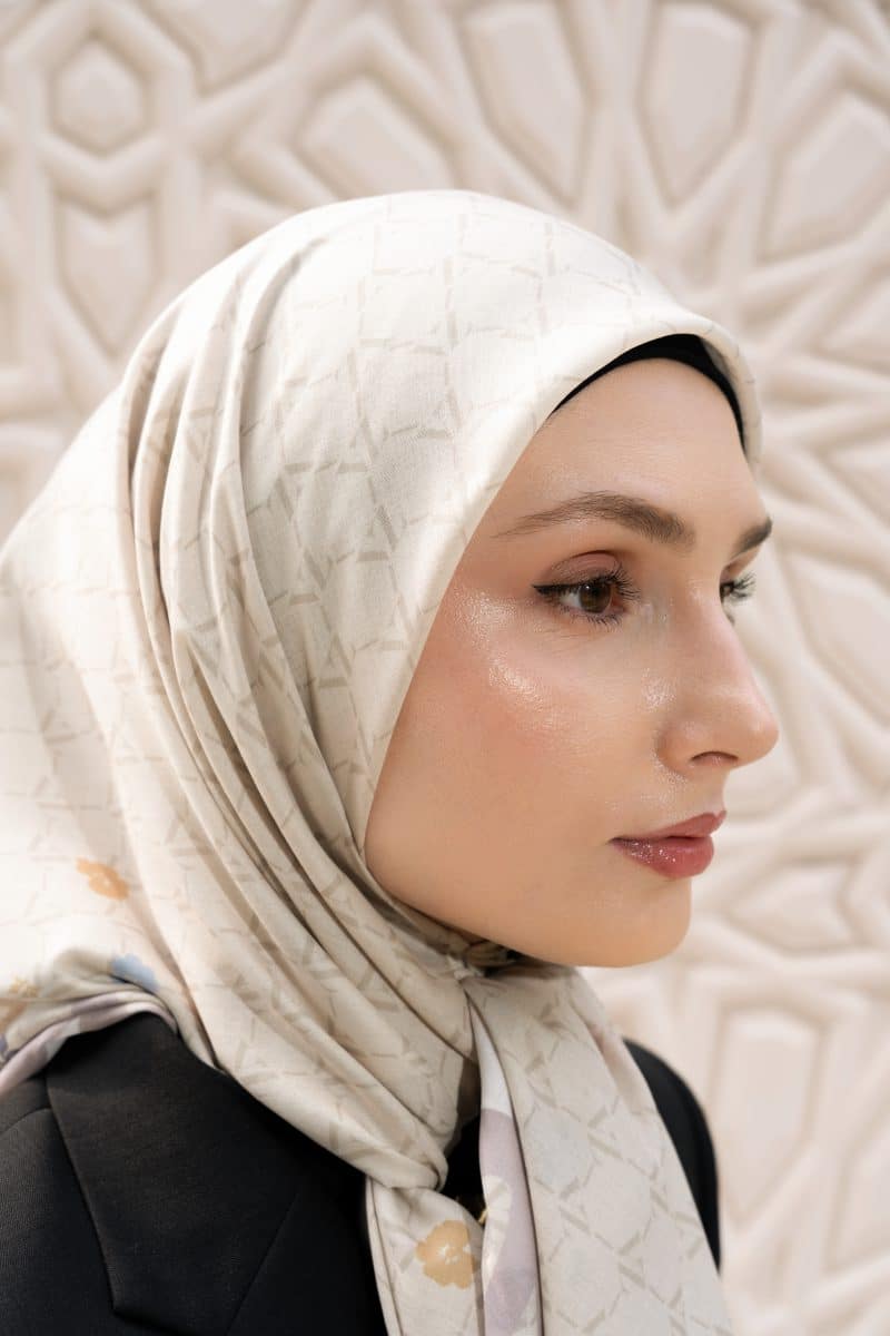 VZ Seralya Scarf - Cream Cheese - Image 3