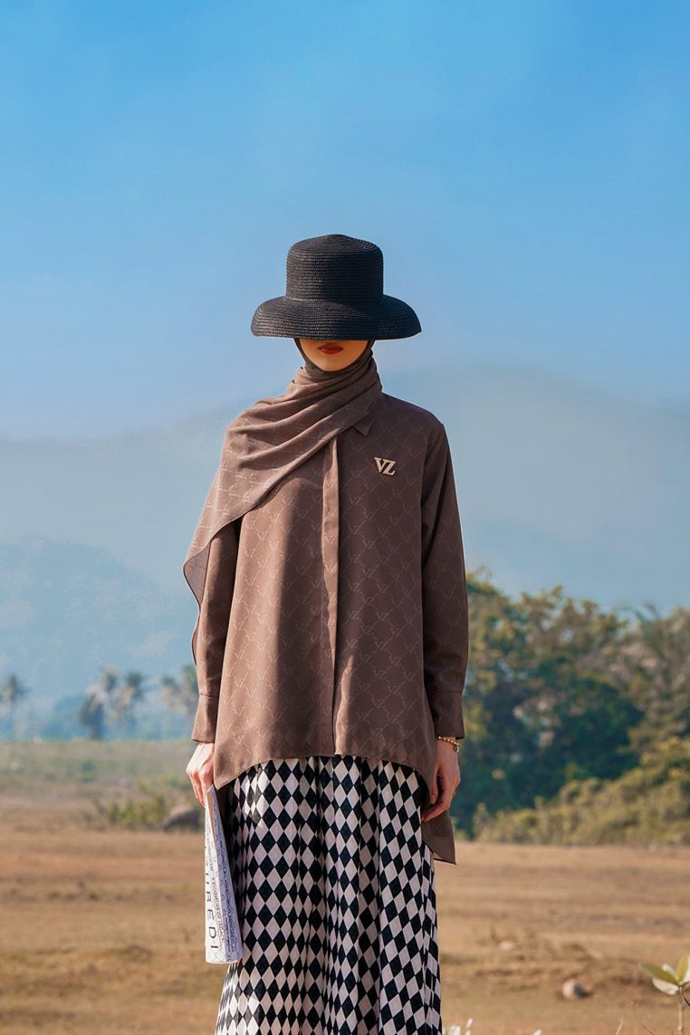 Signature Embossed Top - Morel