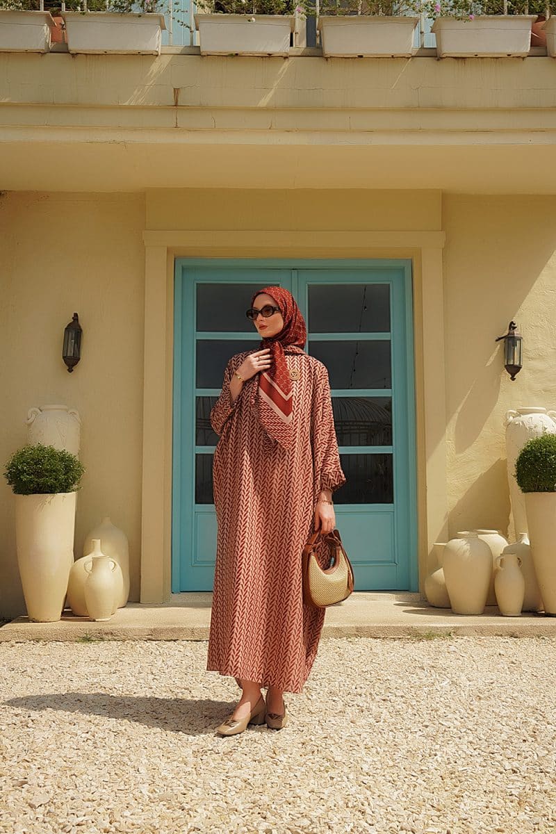 VZ Monogram Kaftan - Cream - Maroon - Image 3