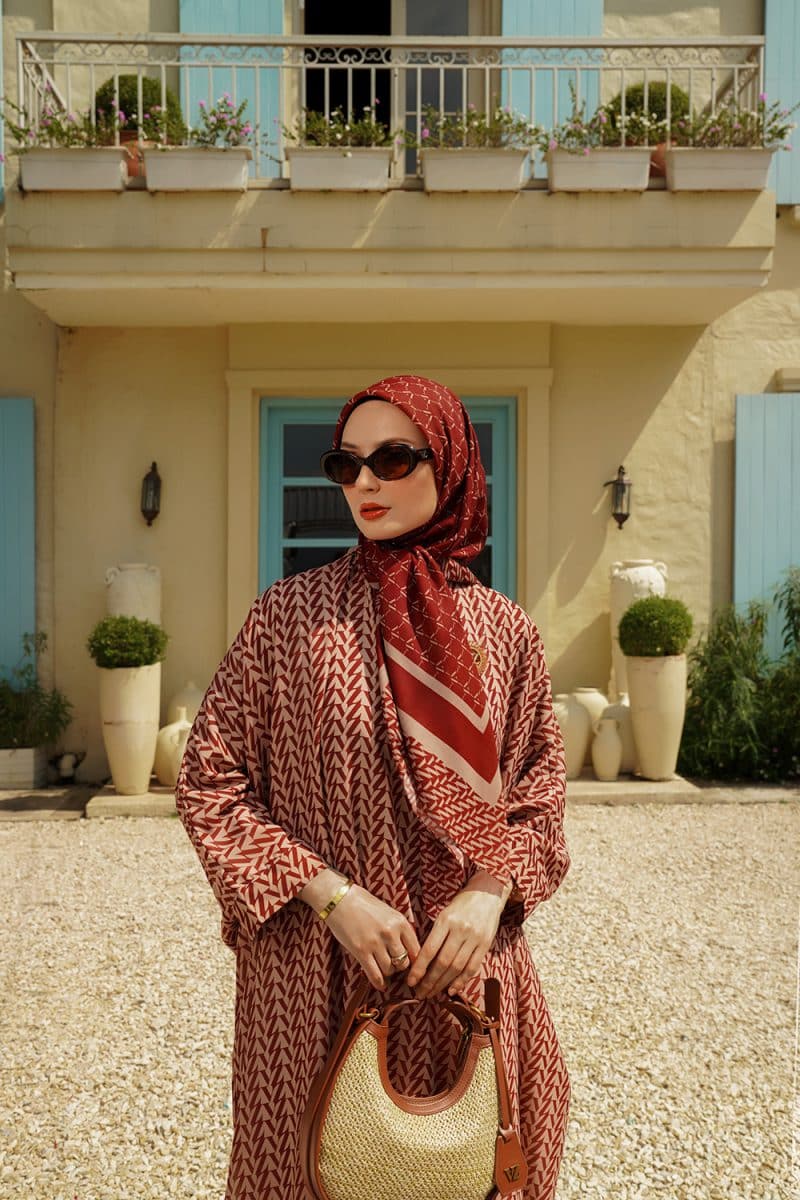 VZ Monogram Kaftan - Cream - Maroon - Image 2