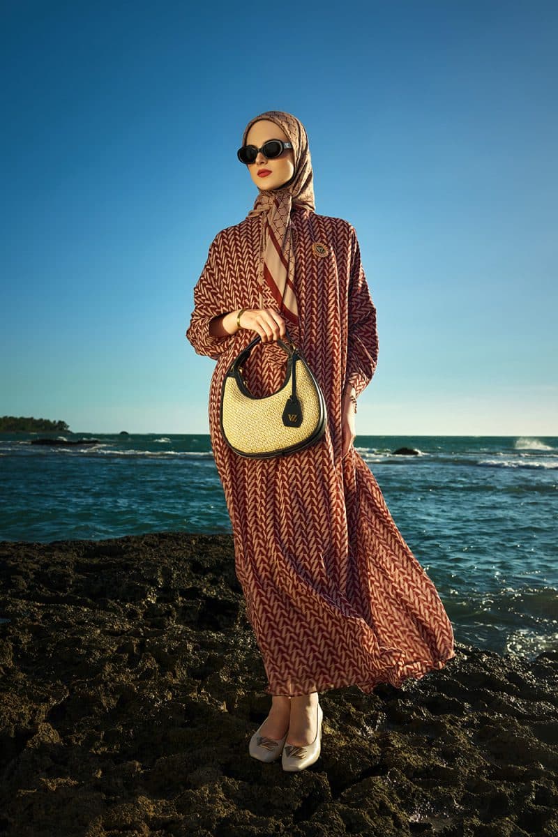 VZ Monogram Kaftan - Maroon - Cream - Image 5