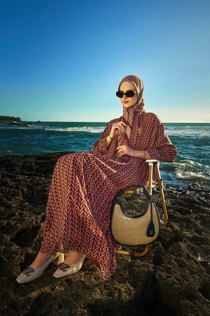VZ Monogram Kaftan - Maroon - Cream - Image 3