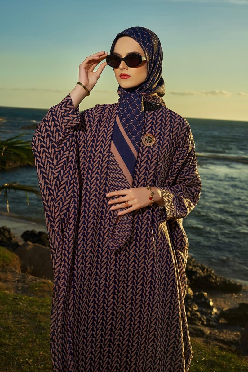 VZ Monogram Kaftan - Navy - Cream - Image 4