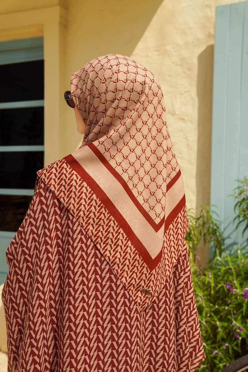 Monogram Scarf 3.0 - Cream-Maroon - Image 2