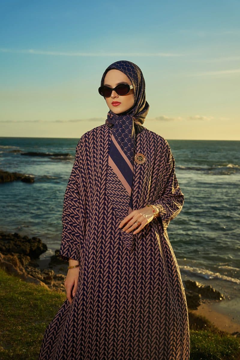 Monogram Scarf 3.0 - Navy-Cream - Image 2