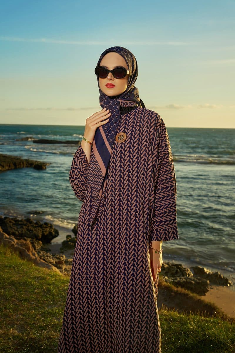 Monogram Scarf 3.0 - Navy-Cream - Image 3