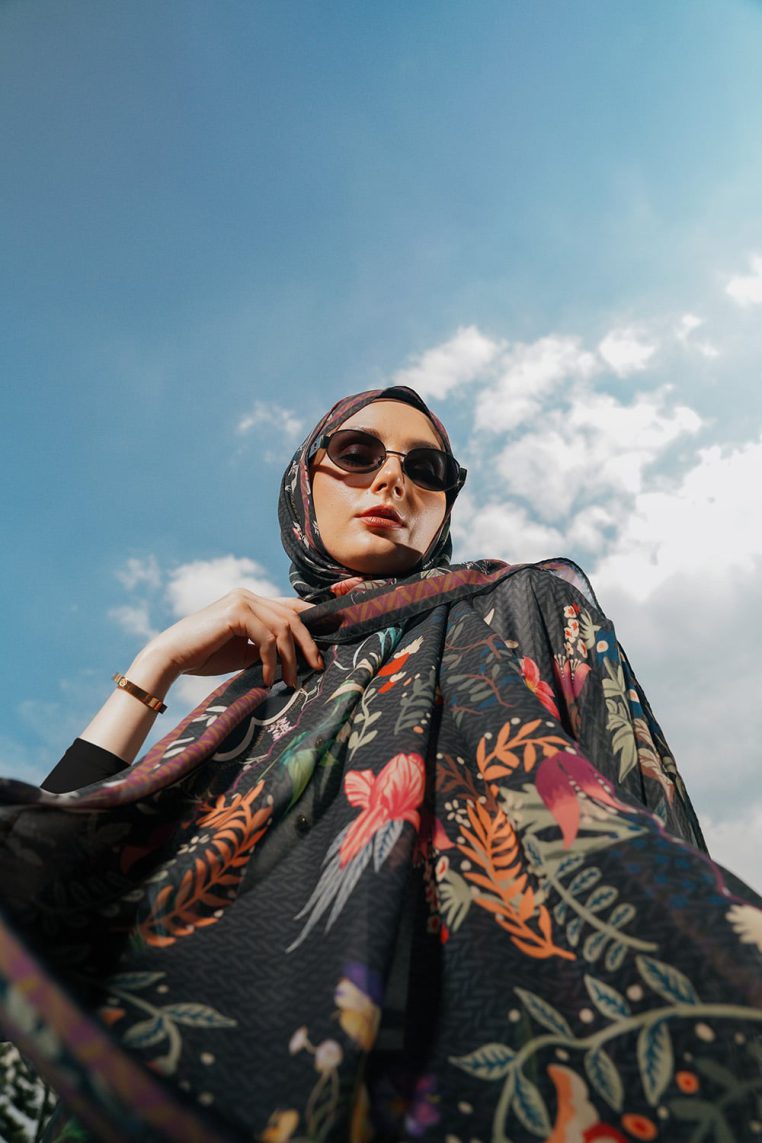 VZ Caeloura Pashmina - Black