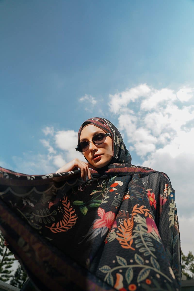 VZ Caeloura Pashmina - Black