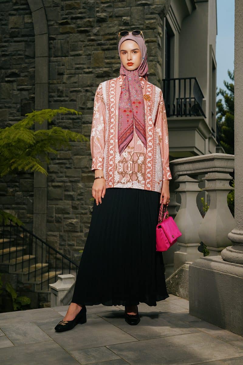 VZ Lysoura Scarf - Camelia Rose