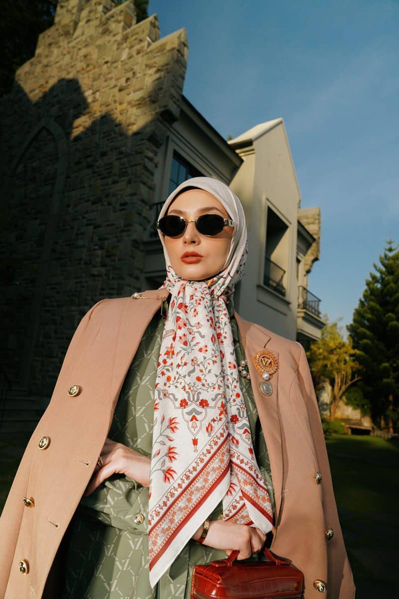 VZ Lysoura Scarf - Cream