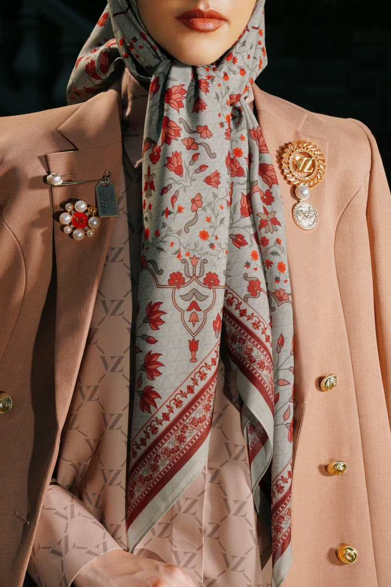 VZ Lysoura Scarf - Warm Sage - Image 5