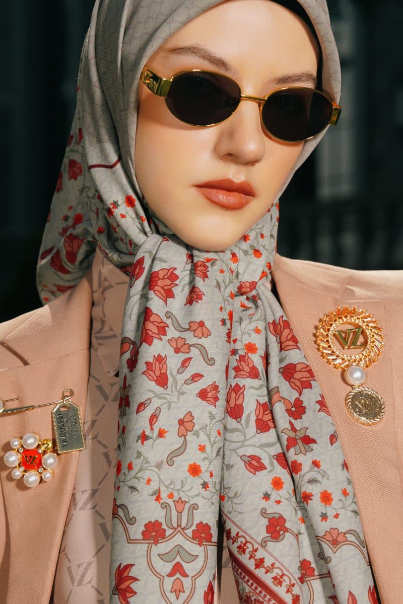 VZ Lysoura Scarf - Warm Sage - Image 2