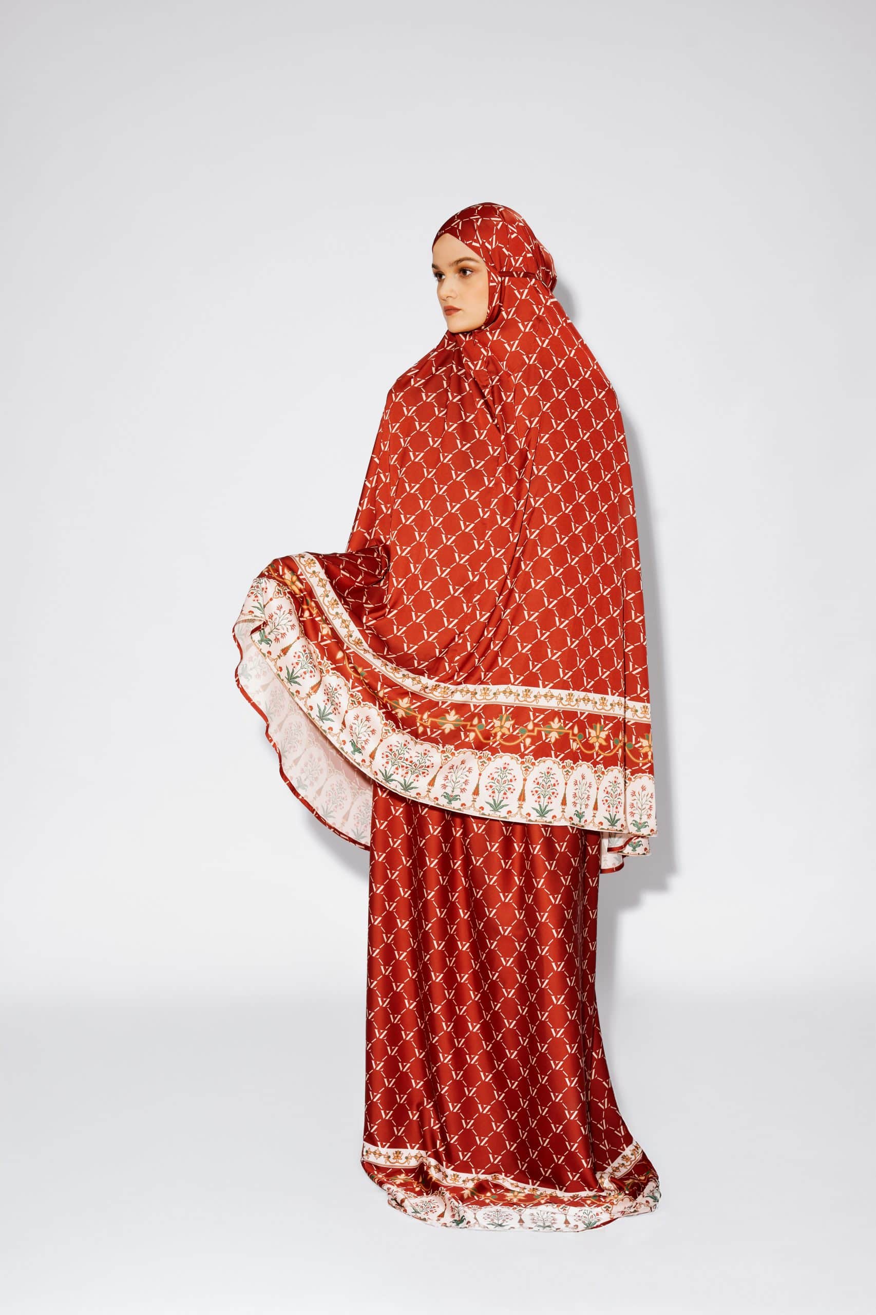 VZ Azaleira Prayer Set-Maroon