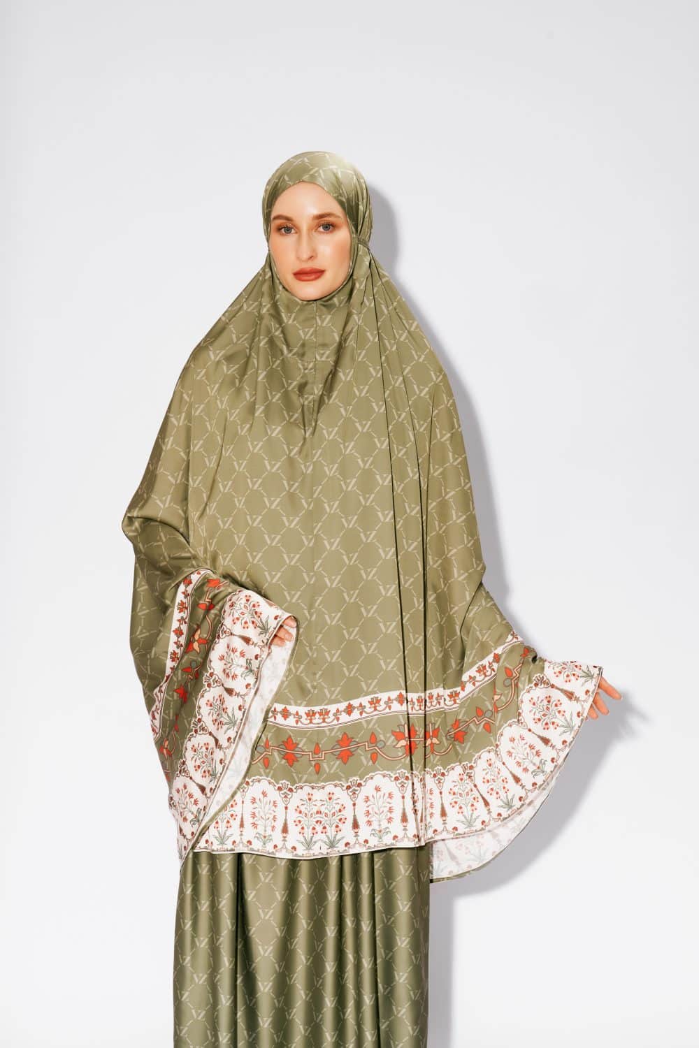 VZ Azaleira Prayer Set-Aspen Green