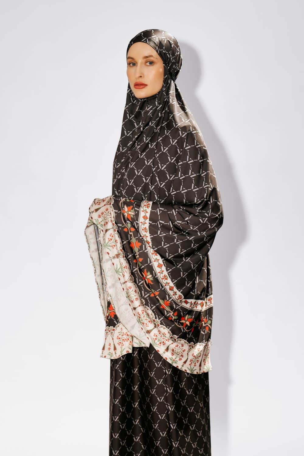 VZ Azaleira Prayer Set-Black