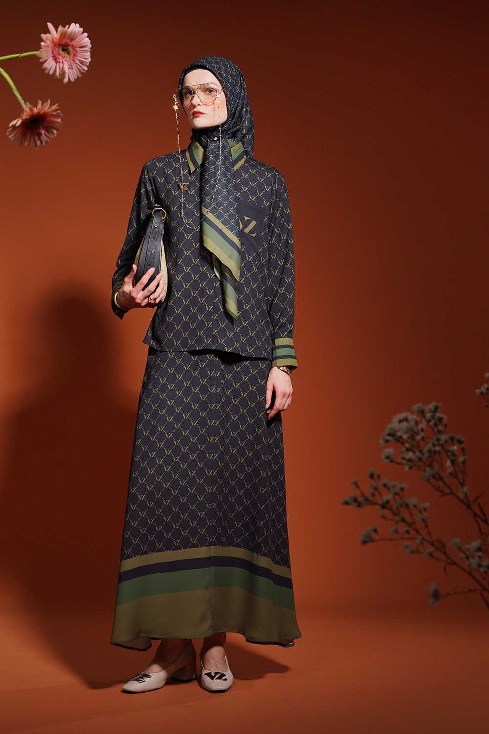 VZ Kathlea Set - Black - Image 5