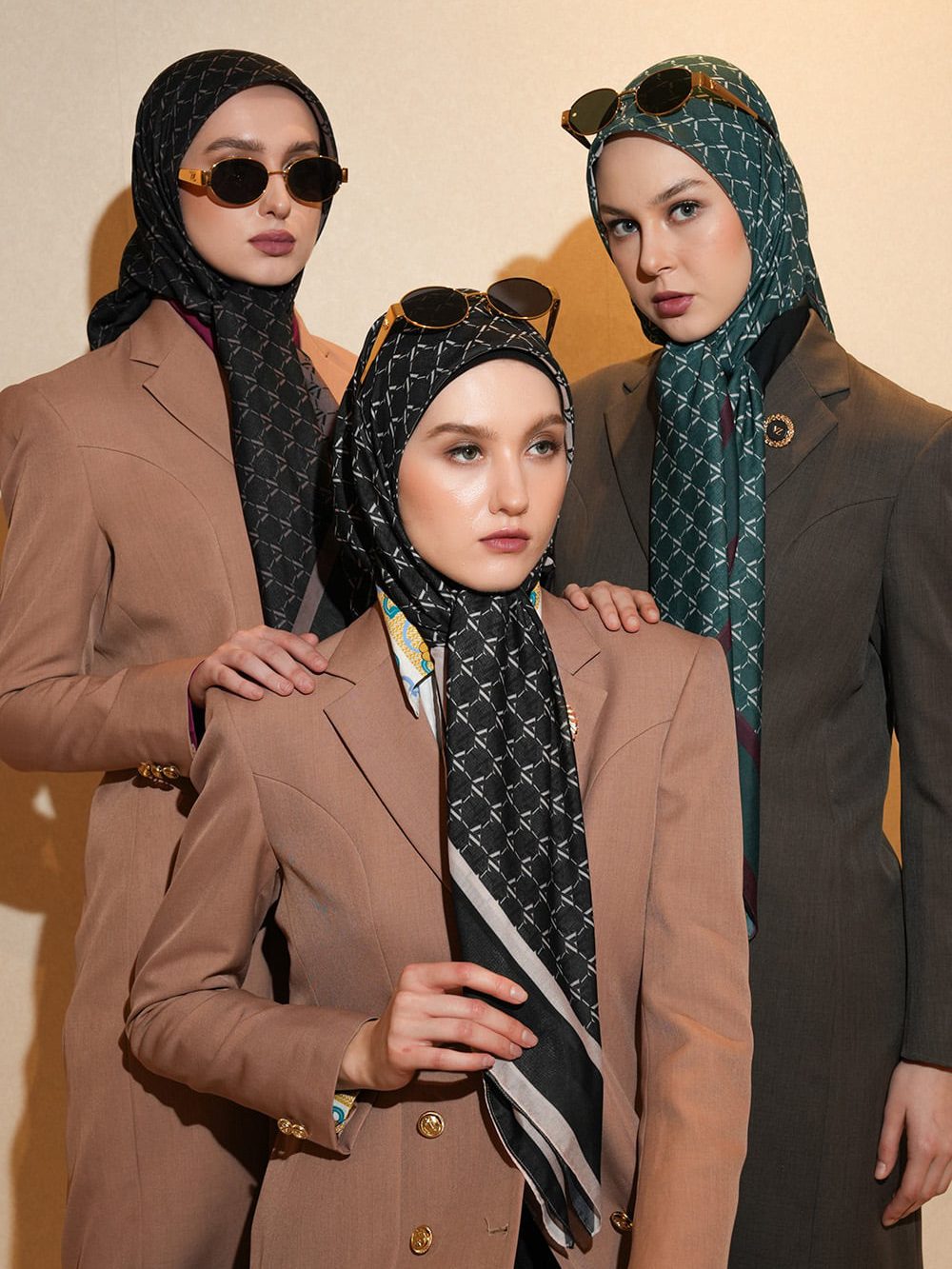 VZ Reverselle Scarf-Mix Color 03