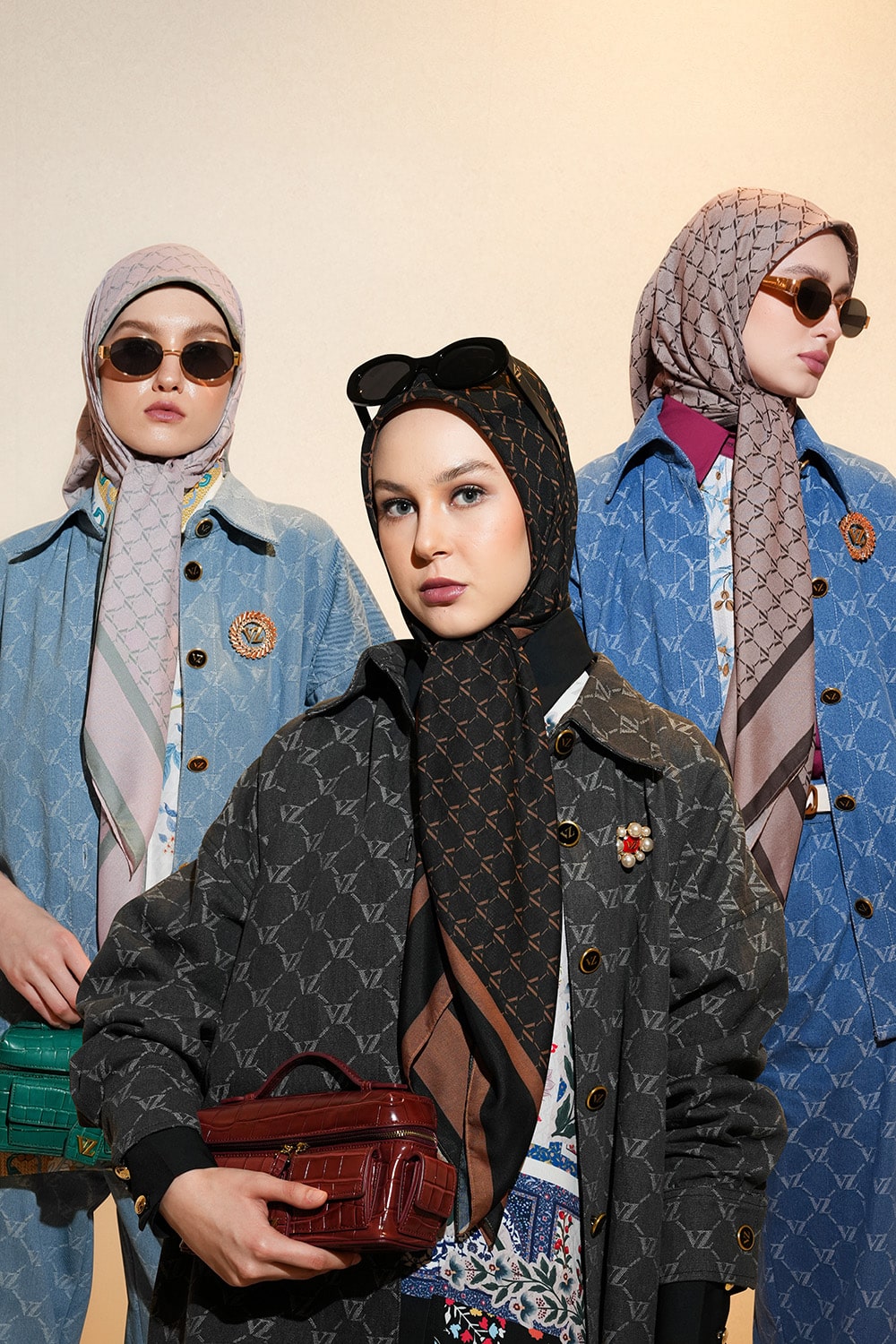 VZ Reverselle Scarf-Mix Color 01