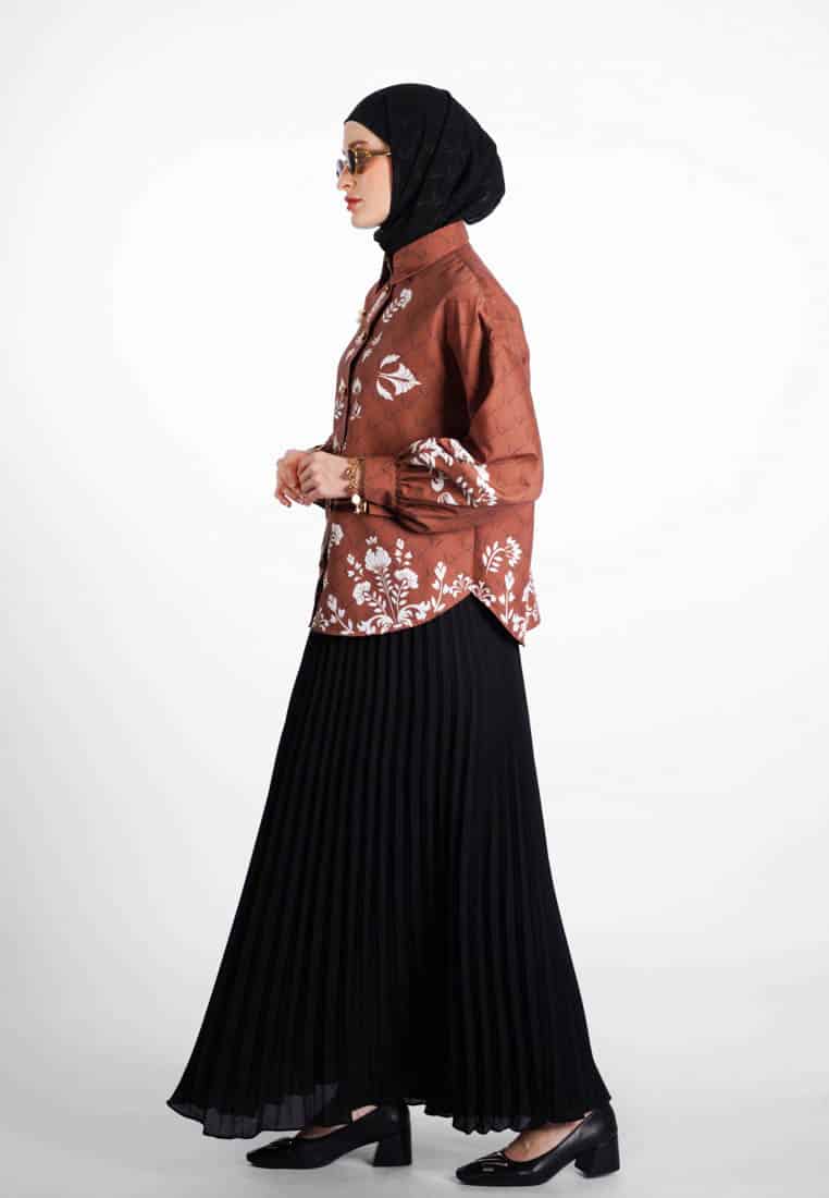 VZ Nourelle Top - Brown - Image 5